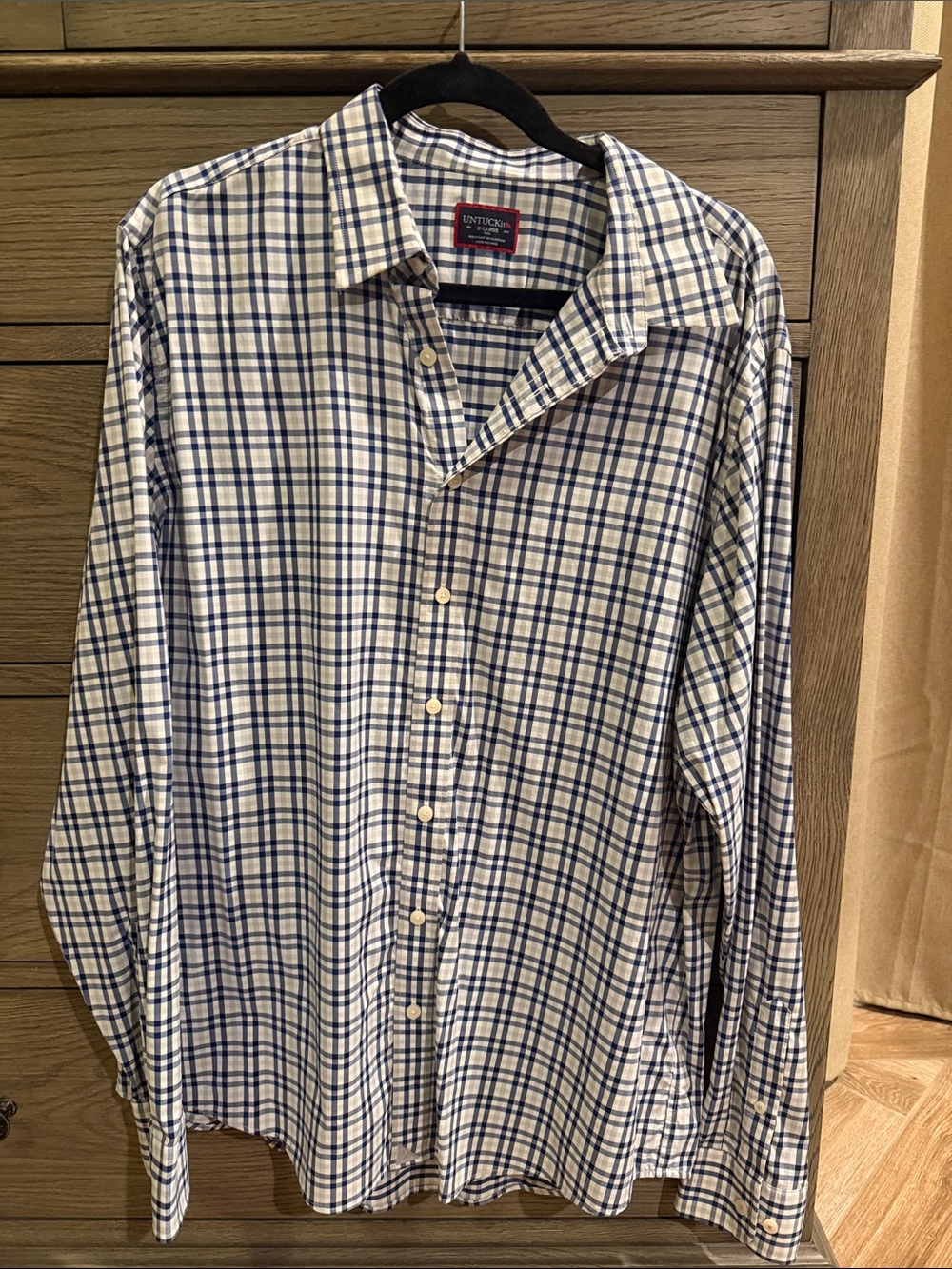 UNTUCKit Men's Blue & White Plaid Button-Down Shirt